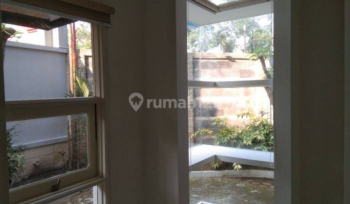 RUMAH DI PENUMPING SOLO 26