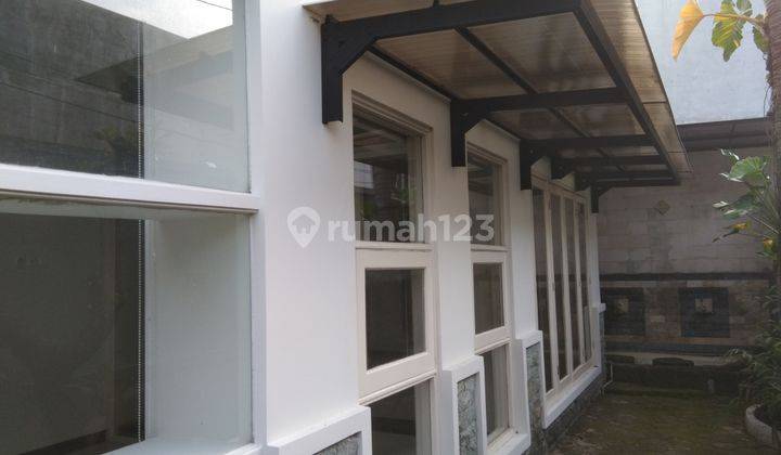 RUMAH DI PENUMPING SOLO 27