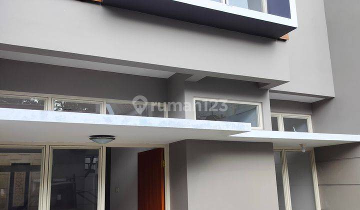 RUMAH CLUSTER DI PENUMPING SOLO 2