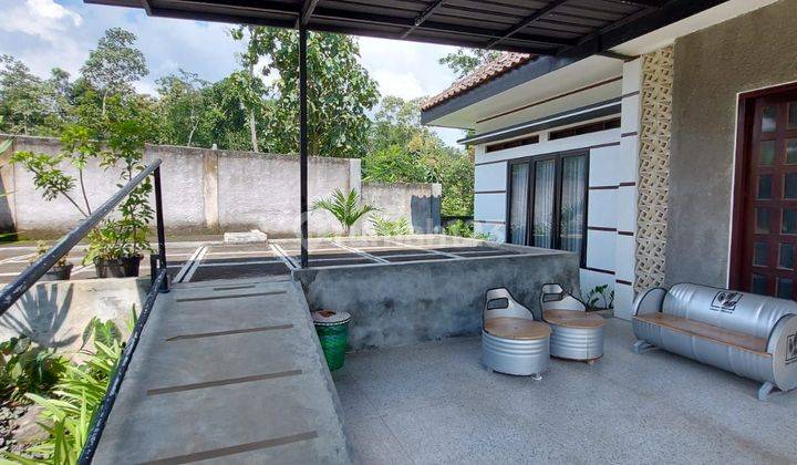 RUMAH ASRI SEJUK VIEW PEGUNUNGAN  2