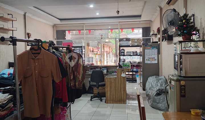Shop House 2.5 Floors on Main Road Suitable for Business in Jatisampurna 2