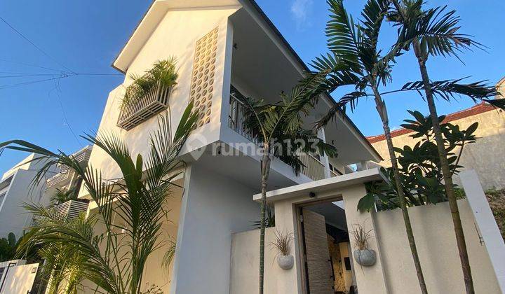 Tropical Villa di Jimbaran, Fully Furnished, SHM 2