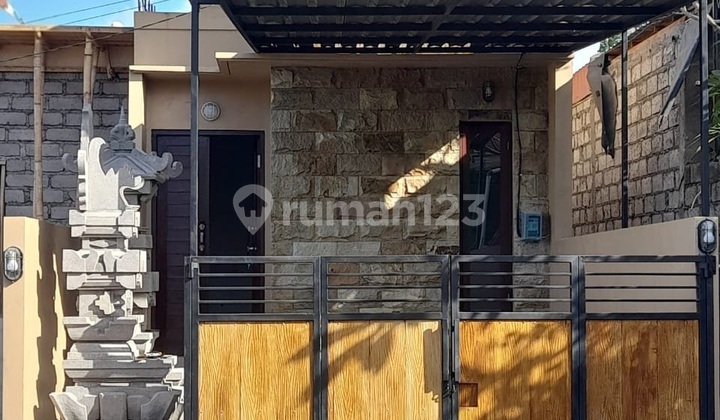 Rumah Dijual di Area Tegal Buah, Denpasar Barat, Dekat Mahendradata. Rumah Dijual di Area Tegal Buah, Denpasar Barat, Dekat Mahendradata.