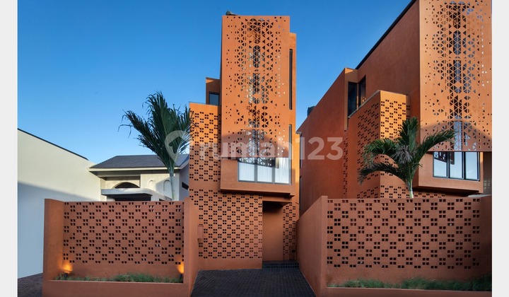 Villa for FREEHOLD or LEASEHOLD located in prime area Kayutulang, Canggu