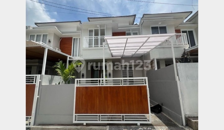 Rumah di Munggu Badung, Dekat ke Seseh, Canggu dan Sekitarnya Rumah di Munggu Badung, Dekat ke Seseh, Canggu dan Sekitarnya