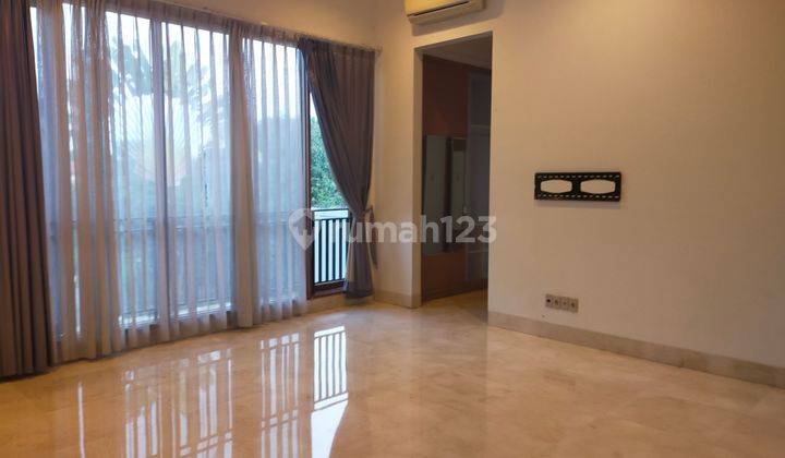 Disewakan Rumah di Jl. Gaharu, Bagus hadap  4