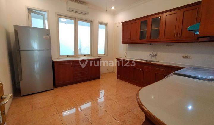 Disewakan Rumah di Jl. Puri Mutiara  4