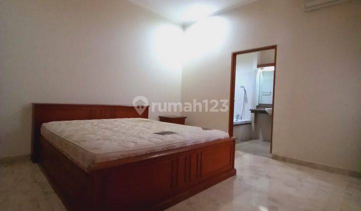 Disewakan Rumah 2 Lantai di Jl. Alam Asri Bagus 2