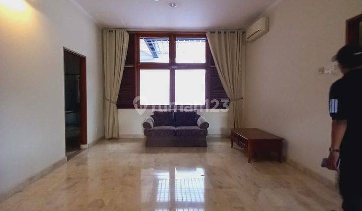 Disewakan Rumah 2 Lantai di Jl. Alam Asri Bagus 5