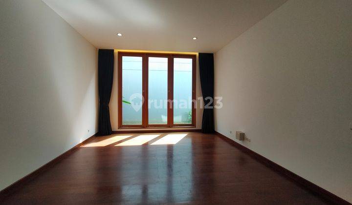Disewakan Rumah 2 Lantai di Jl. Purwakarta Bagus, hadap Timur  8