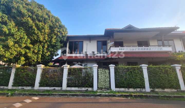 Spacious Luxury House in Griya Inti Sentosa, Sunter, North Jakarta 1