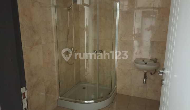 Disewakan Rumah di Jalan Paledang, Pusat Kota Bandung 2