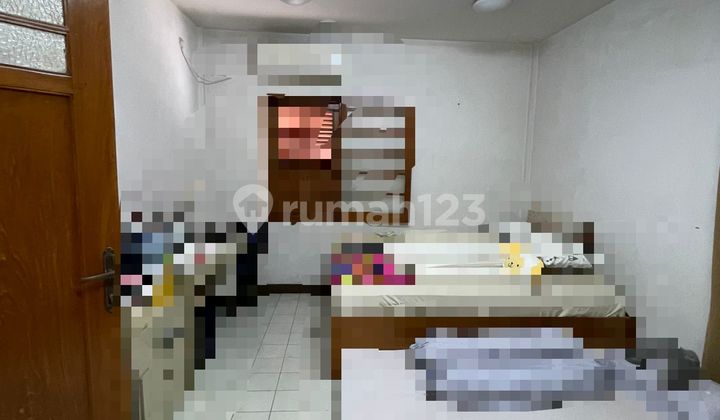 Disewakan Rumah Terawat Classic Modern di Sayap Asia Afrika Bandung 2