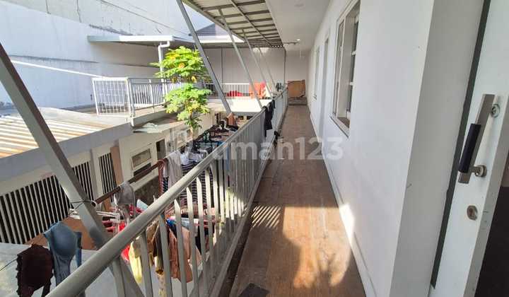 For Rent Main Road House on Sunda Street Near Asia Africa Bandung 2