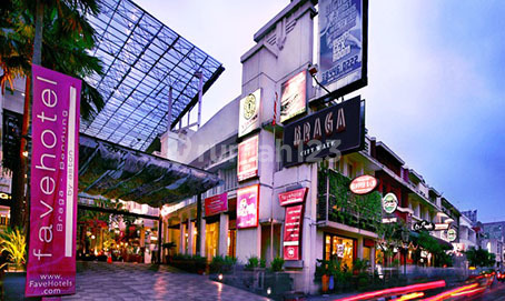 For rent, 2-bedroom apartment, move-in ready, fully furnished at Braga Citiwalk Bandung.