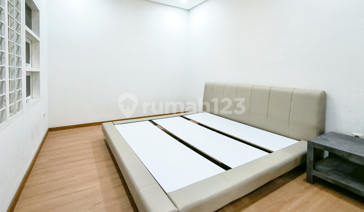 dijual rumah siap huni semi furnished di komplek batununggal indah bandung 2