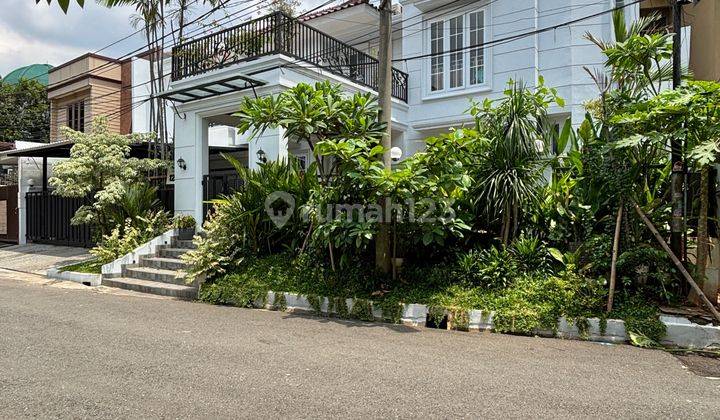 Rumah Baru di Pondok Indah, Design Modern Classic, Private Pool 1