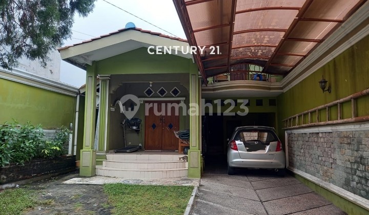 Rumah 2 Lantai Daerah Utan Kayu Jakarta Timur 2
