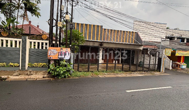 House by the Roadside Location Ceger Cipayung East Jakarta