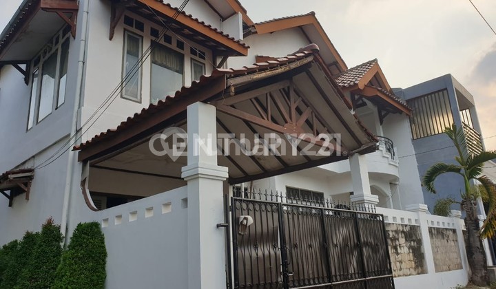 Dijual Rumah 2 Lantai Daerah Villa Permata Santi Depok