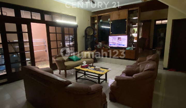 Ready-to-Live House in Cempaka Putih, Central Jakarta 2