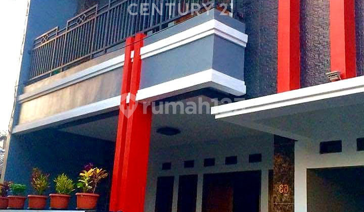 Rumah Dalam Komplek Bagus dan Modern di Cipinang Jakarta Timur Rumah Dalam Komplek Bagus dan Modern di Cipinang Jakarta Timur