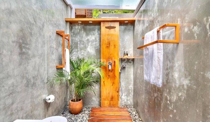 NATURAL VILLA LUXURY WITH RICEFIELD AND RIVER VIEW Bagus Sekali Furnished SHM 2 Lantai 15