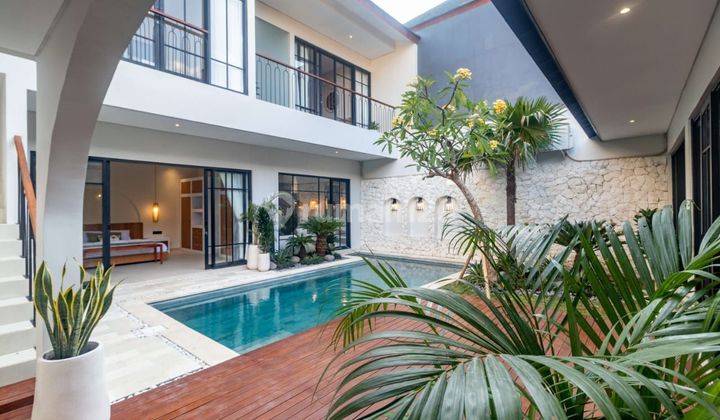 kolam renang dijual villa luxury 3 bedroom