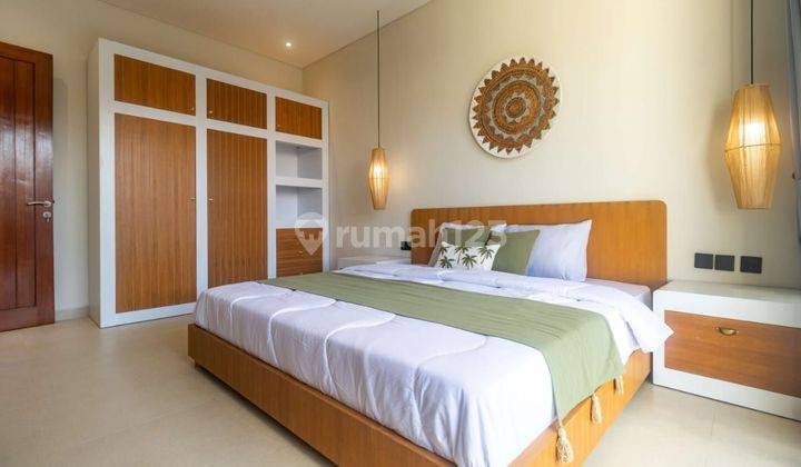 Villa Luxury 3 Bedroom Full Furnished Strategis Di Jimbaran Bali 8