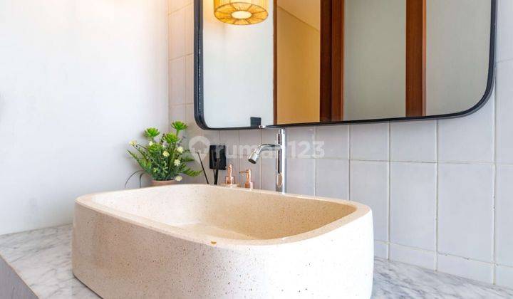 Villa Luxury 3 Bedroom Full Furnished Strategis Di Jimbaran Bali 12