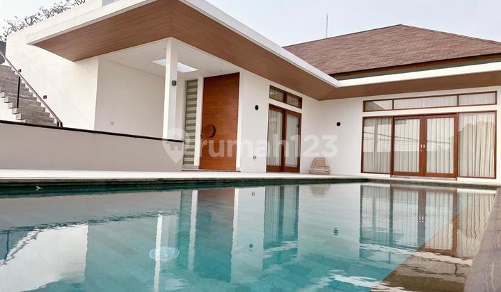 Luxury Fully Furnished Villa in Canggu Berawa