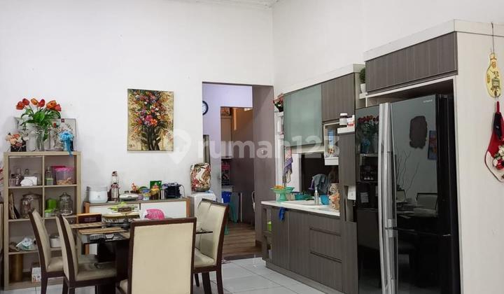 Rumah Area Depok Strategis Dekat Univ Harga Terjangkau 2