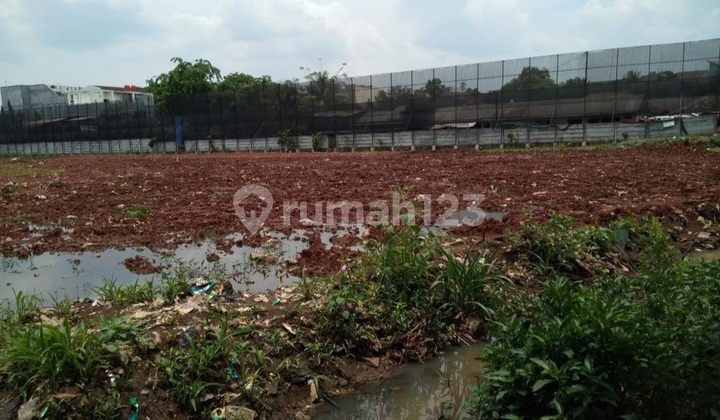 Tanah Di Pinggir Jalan Area Veteran Harga Bom Per Meter 10.500 Nego Lokasi Strategis I