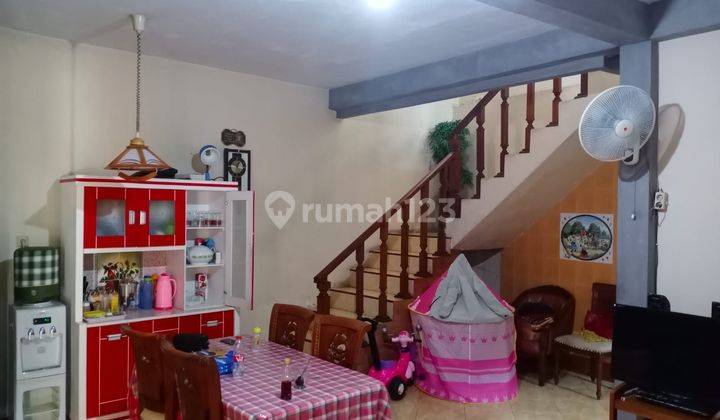 Rumah dalam komplek di karawaci 2