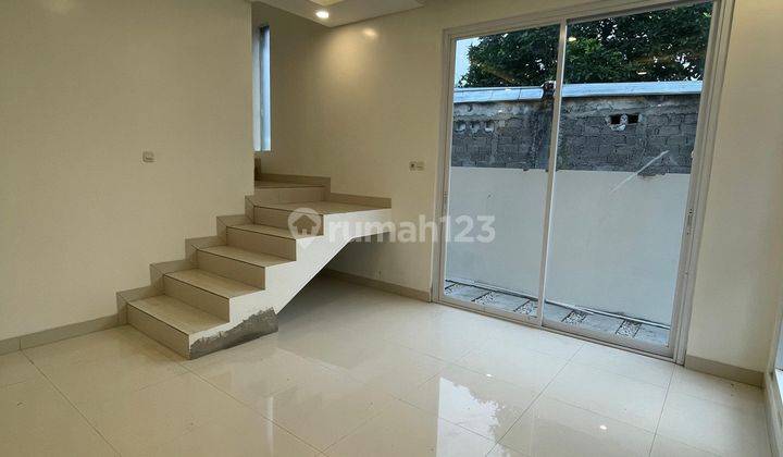 Rumah cantik baru siap huni puspitek 2