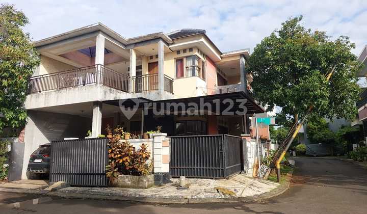 Ready-to-Occupy Bintaro Area House, Affordable Price, Negotiable.