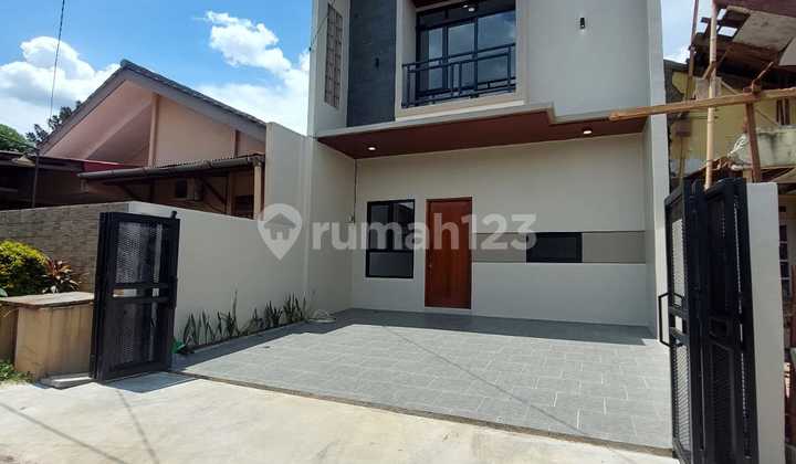 House in Bintaro Area, Cheap Price, Still Negotiable, Ready to Occupy, Who Comes First Gets a Brand New House House in Bintaro Area, Cheap Price, Still Negotiable, Ready to Occupy, Who Comes First Gets a Brand New House