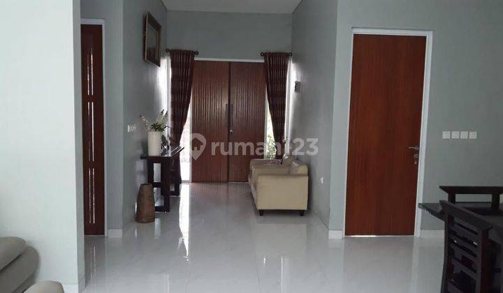 Rumah Apik Bsd Area Serpong Tangerang Selatan 2