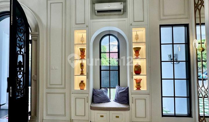 Beautiful Ready-to-Occupy Pondok Indah House with SHM Negotiable Price Table