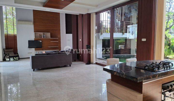 Rumah Mewah Bintaro Jays Sektor 9 Strategis Nyaman 2