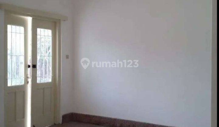 Dijual rumah Bangunan Belanda di jl. Subawa, Surabaya 1