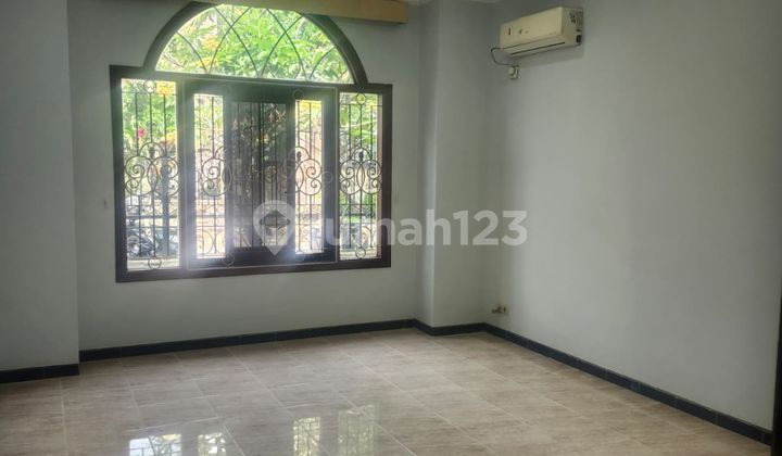 Quick Sale, Cheap, Luxurious, Strategic, 2-Story House in Vila Bukit Mas 2