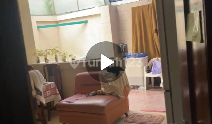 Dijual Cepat, Strategis, Rumah Di Jl. Petukangan, Dekat Makam Sunan Ampel 2