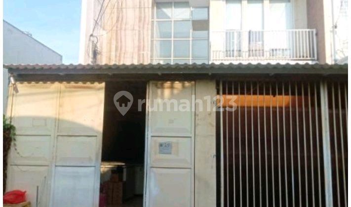 Affordable Sale, Strategic Location Mojoklangru House 1