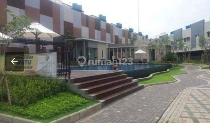 Rumah Kost disewakan 3 Lantai Baru di Scientia Park 1