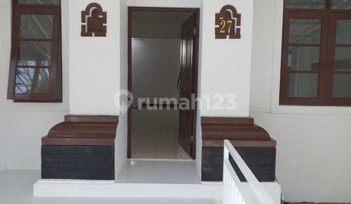 For Sale Beautiful House Ready to Occupy Green Valley Lippo Ckrg 2