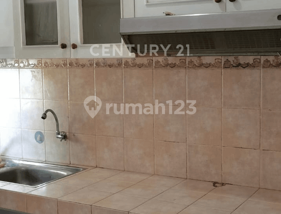 Rumah Bagus Siap Huni di Meadow Green Lippo Cikarang 2