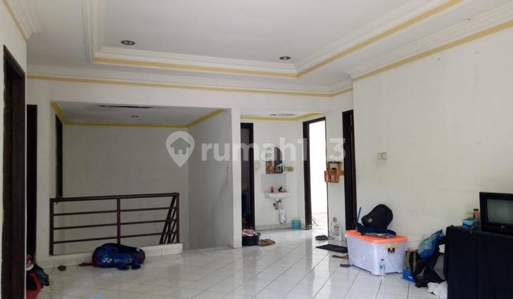 Rumah Bagus 2 Lantai Siap Huni di Cluster Beverli Lippo Cikarang 2