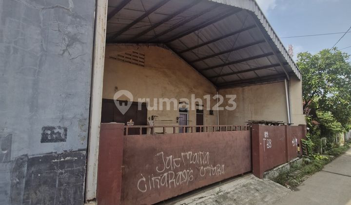 2-Story Shop House with Super Spacious Warehouse on Jl Raya Industri 2