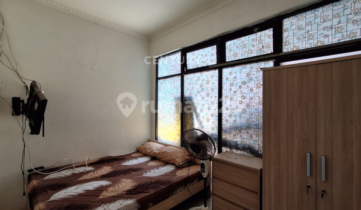 Rumah 2 Lantai Ada Kontrakan dan Kost di Kayumas S8598